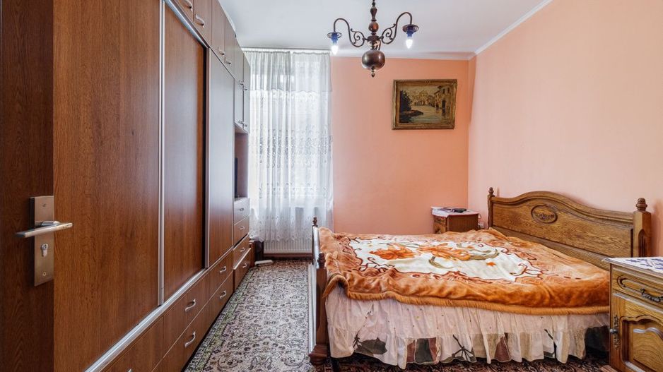3 camere parter inalt 11 Iunie - Poză 6