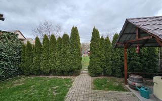 Casa 5 camere 3 bai garaj inchis si teren 700 mp utili in Lazaret - Poză 20