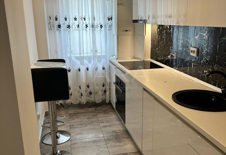 Apartament 2 camere, zona Vivo, complet mobilat, bloc cu lift. - Poză 3