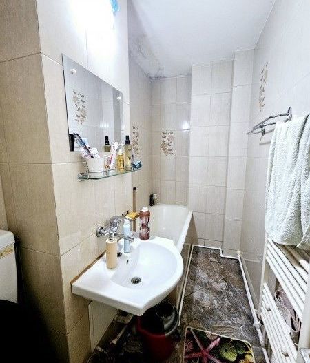 De inchiriat apartament 1 camera decomandat - zona Ifr - Poză 1