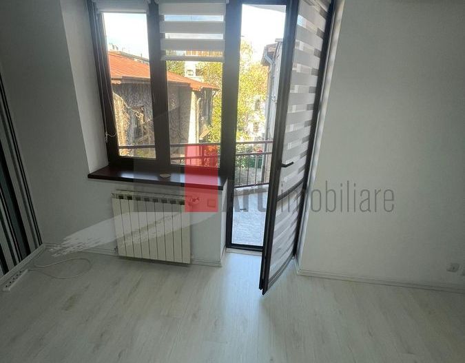 Va prezentam un apartament de 3 camere zona dorobanti,ideal firma sau locuit - Poză 8