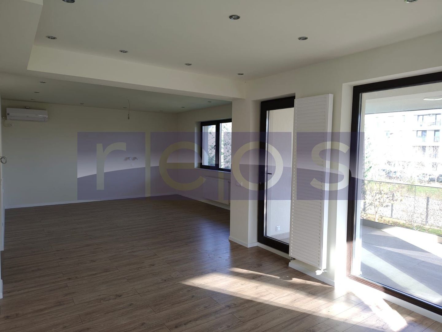 VANZARE VILA 8 CAMERE I LUX I CONFORT I PARC BRANCUSI - DRUMUL TABEREI - Poză 11