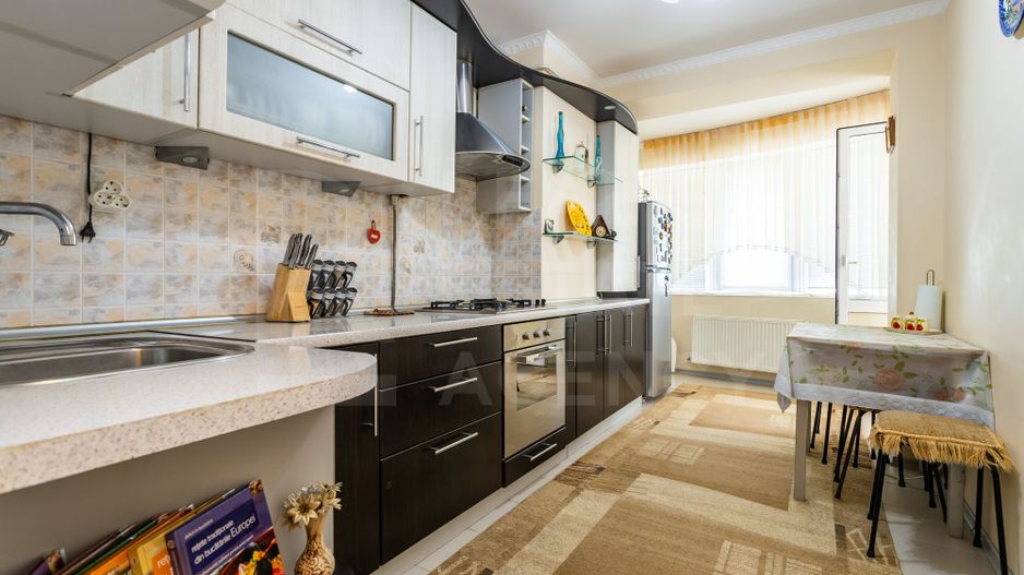 Vânzare, apartament, 3 camere, strada Socoleni, Râșcani - Poză 1