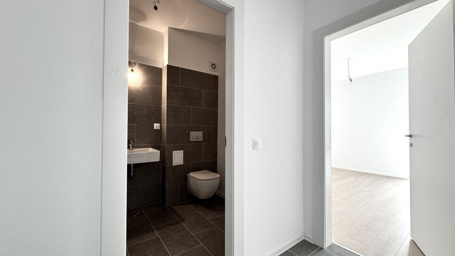 Apartament 3 camere Zona Mall Colosseum-Lacul Străulești - Poză 12