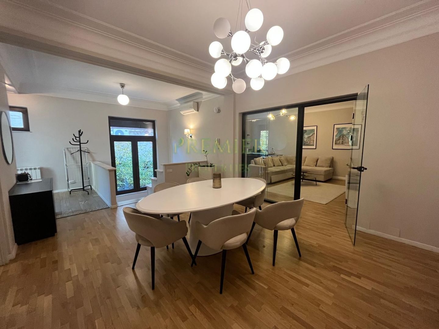 Apartament cu 5 camere de închiriat în Aviatorilor, Bucuresti - Poză 4