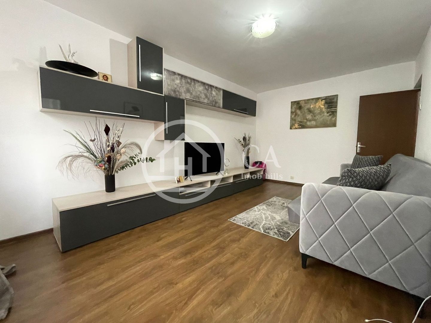 Apartament de inchiriat cu 3 camere in zona Decebal, Oradea. - Poză 2