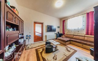 Casa foarte spatioasa cu gradina si gospodarie, Santana - Poză 4