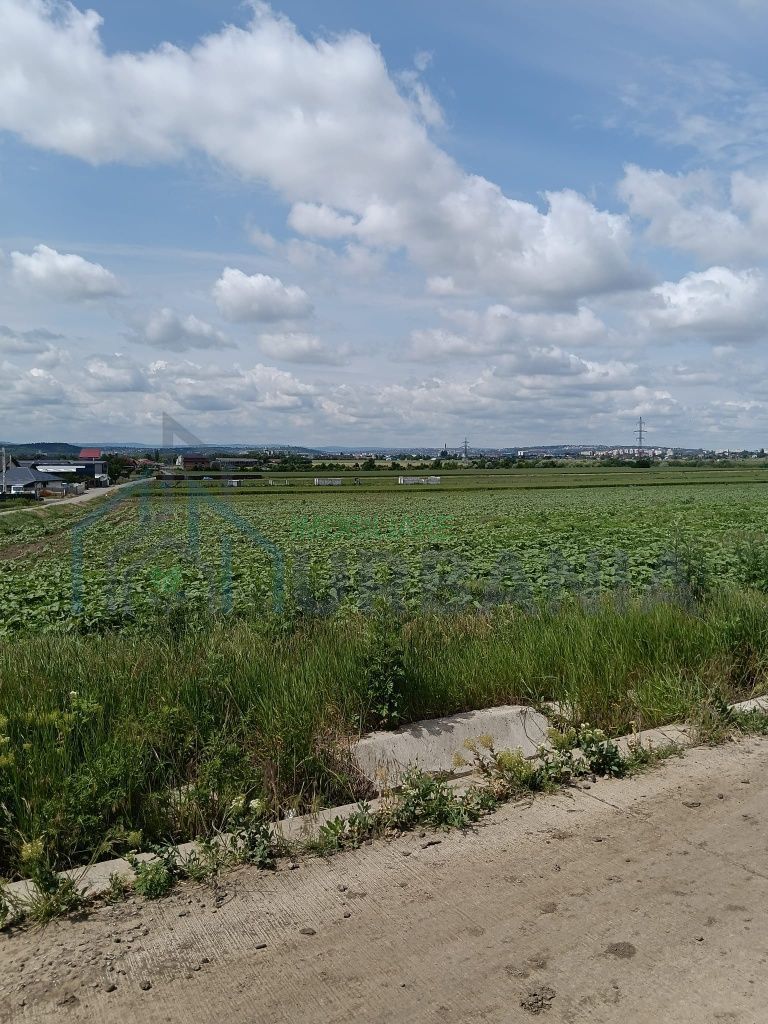 Teren intravilan de vânzare în Dancu – 2 loturi, 550 mp și 553 mp - Poză 2