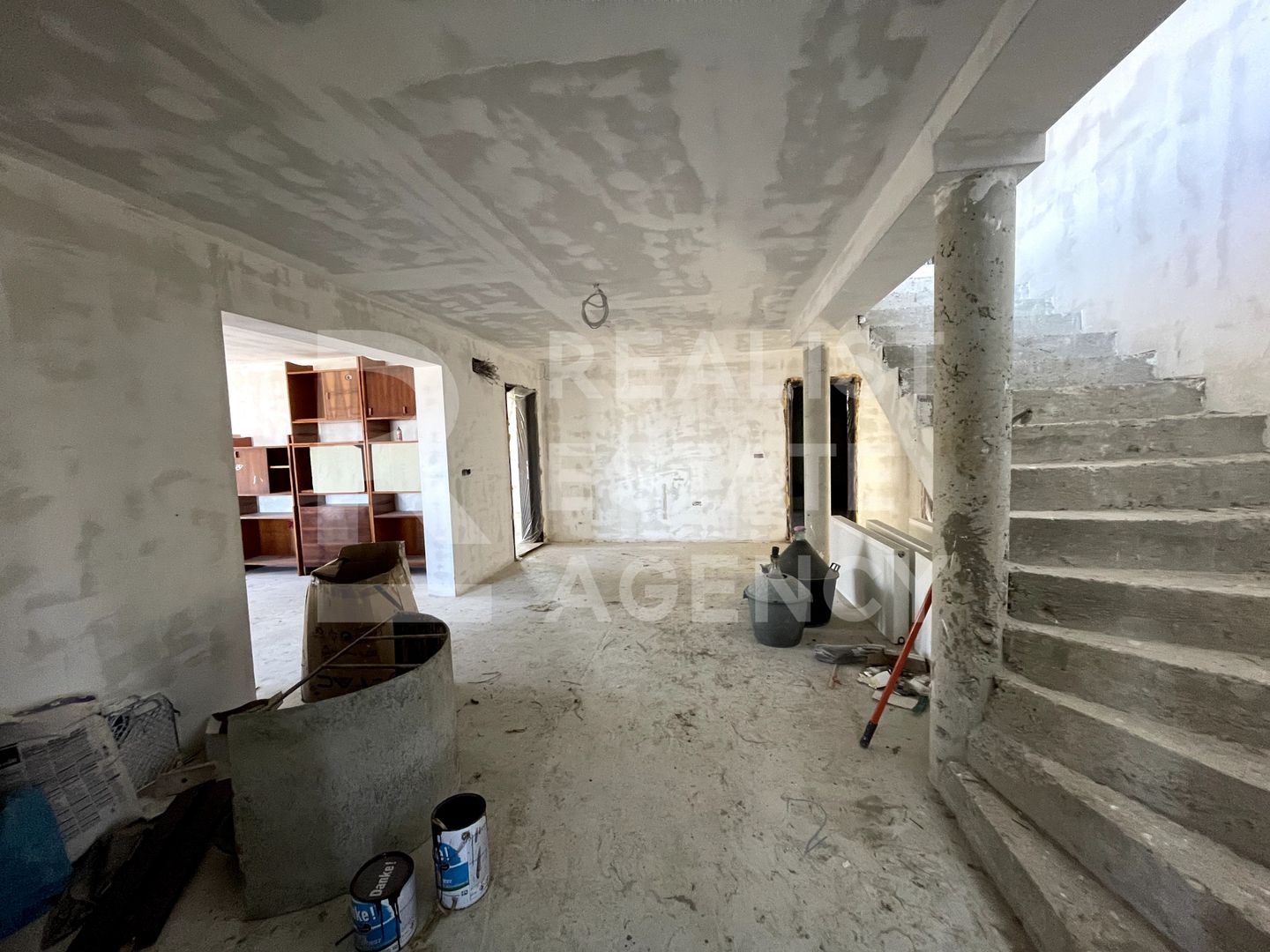 Vilă de vânzare, 253 mp util, teren 1000 mp, Rediu Mitropoliei - Poză 5