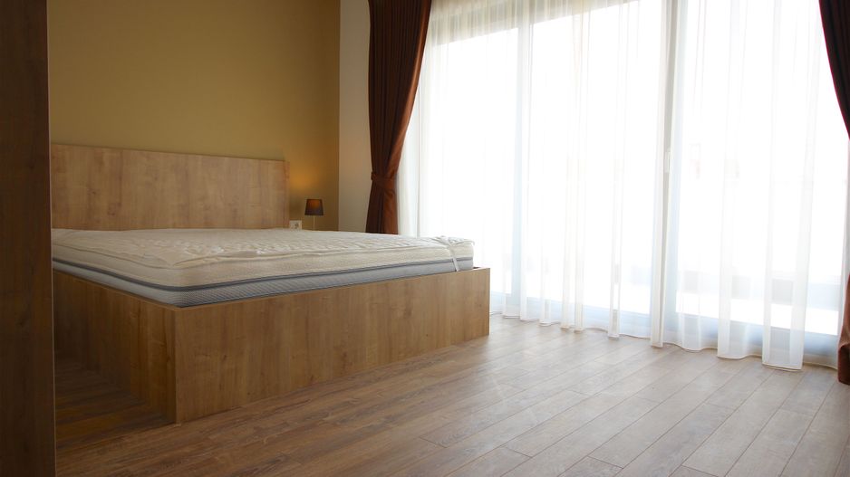 Apartament cu 3 camere de închiriat la intrare in Dumbravita - Poză 8