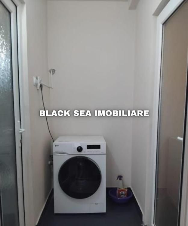 De vanzare Apartament 2 camere zona Centrala - Bloc cu lift - Poză 6