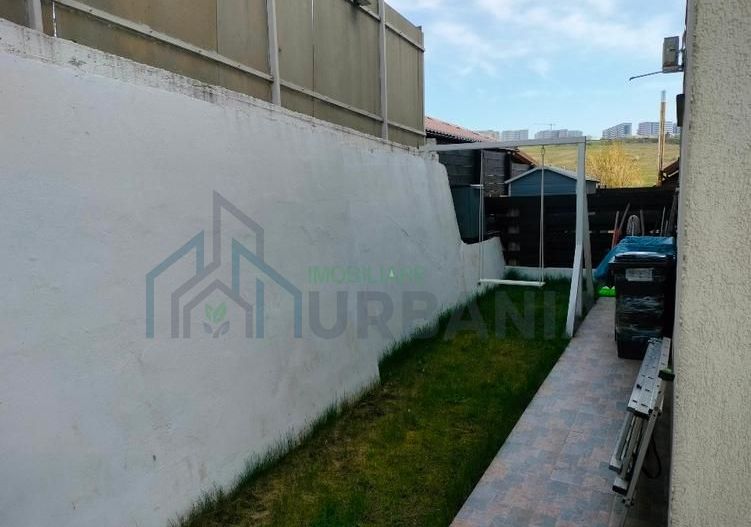 Casă tip duplex, parter + etaj, cărămidă, 4 camere, Rediu, 180.000 EUR - Poză 2
