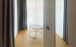 Chirie | Vilă 5 camere 240mp | Curte | Parcare inclusă - Poză 12