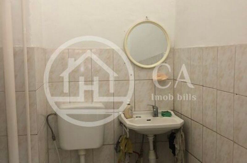 Spatiu comercial de vanzare in zona Rogerius - Poză 2