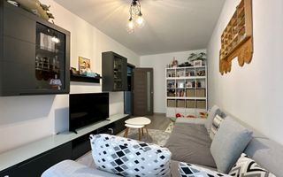 Apartament modern și luminos | decomandat | parcare subterana - Poză 2
