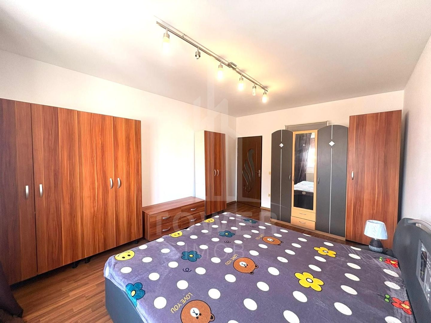 Apartament 3 camere de închiriat - Strada Frunzei - Poză 7