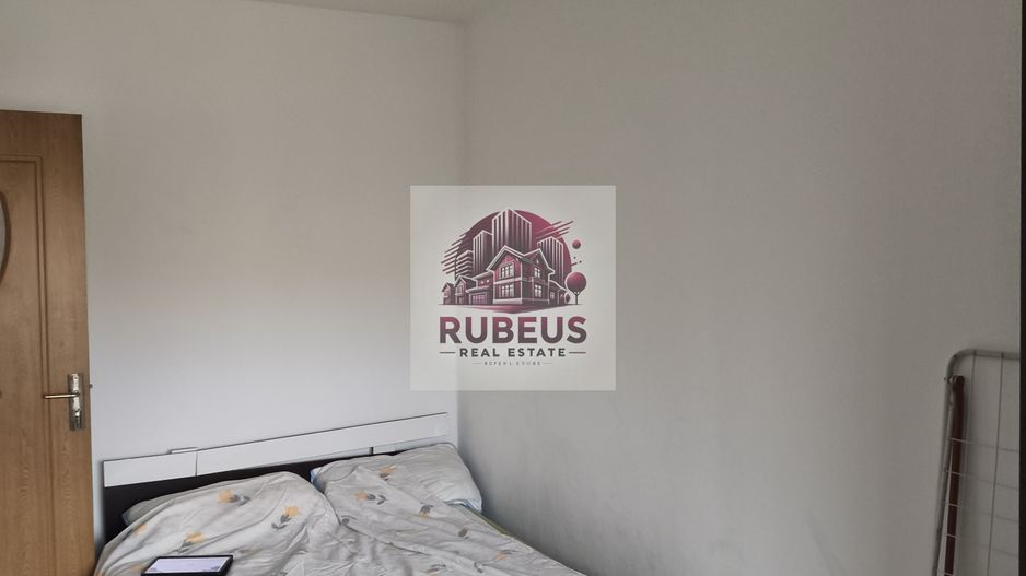 Mic la întreținere, bun la randament: apartament în Orșova - Poză 14