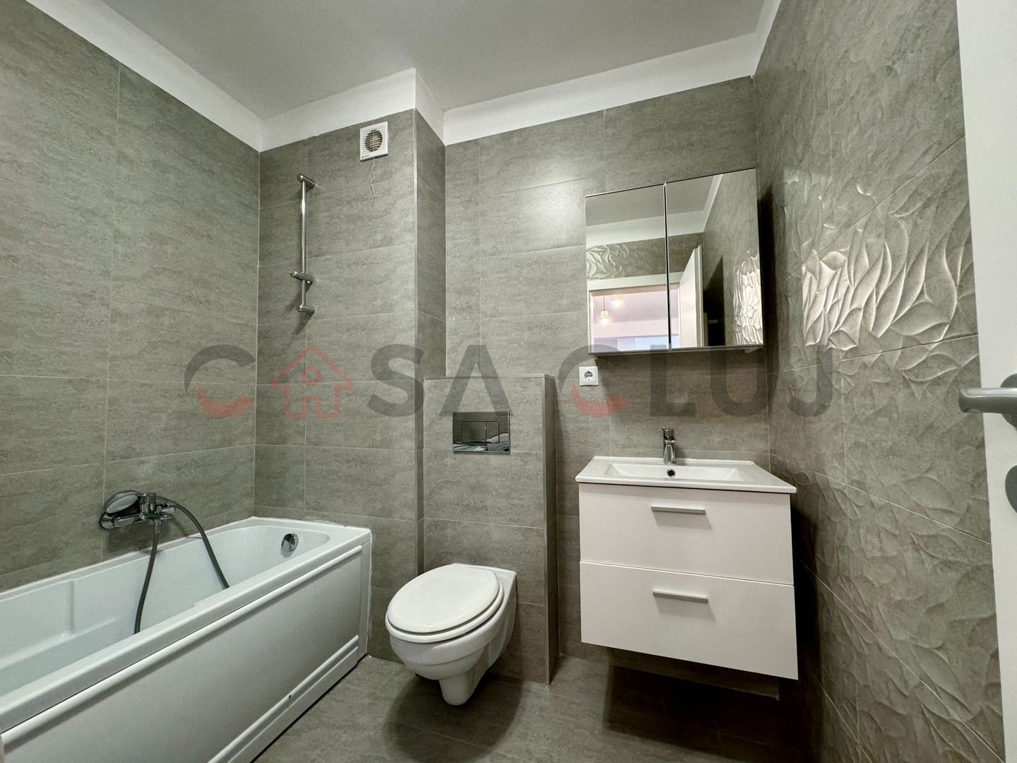 Apartament la cheie / etaj intermediar / Zona Eroilor - Poză 7