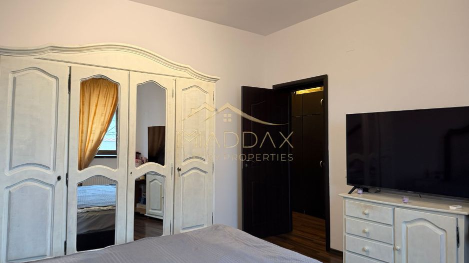 Vila spatioasa cu vedere spre lac Corbeanca - Poză 56