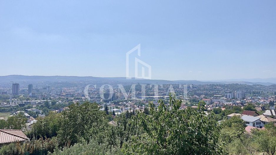 Casă individuală cu panoramă cartier Dambul Rotund - Poză 14