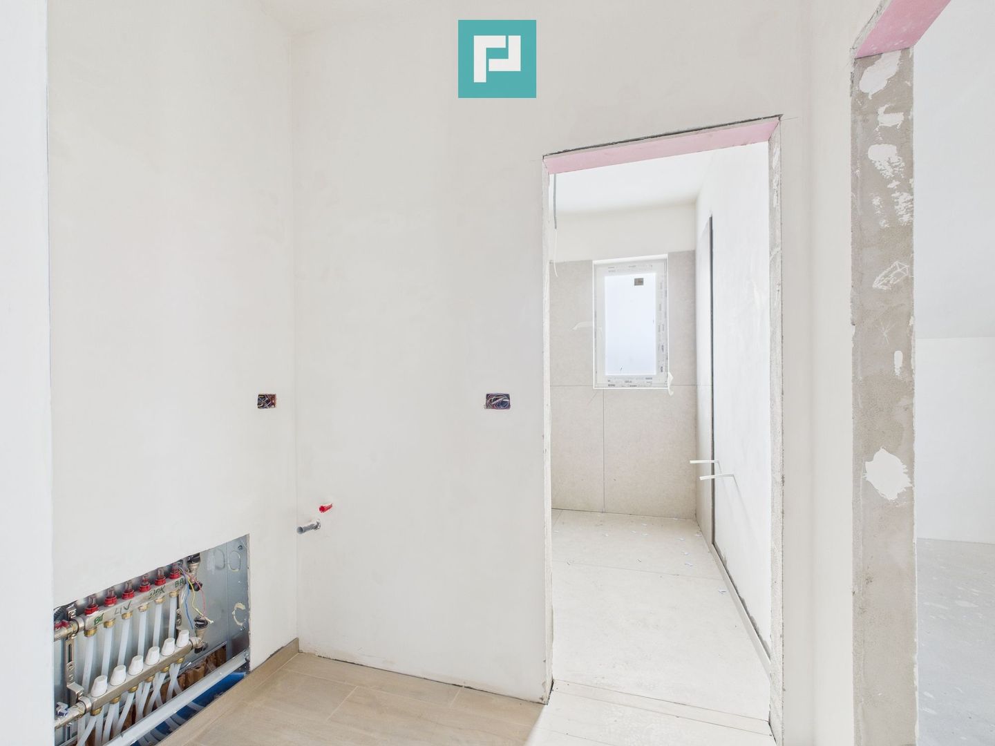 Apartament spatios în Freidorf lângă Shopping City - Poză 3