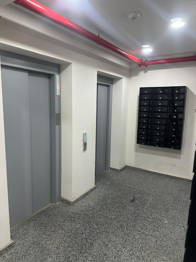 Garsoniera de inchiriat la 7 minute de metrou Berceni - Poză 2