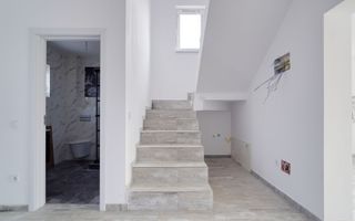 CASA  5 CAMERE IZVOR-TARLUNGENI - Poză 7