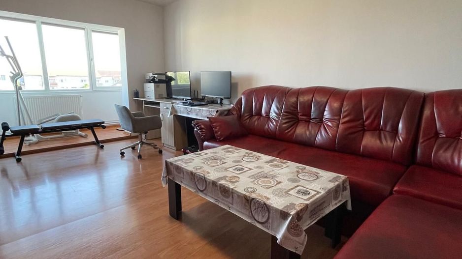 Girocului | 3 camere | Decomandat | Mobilat si Utilat | Centrala | Comision 0 - Poză 1