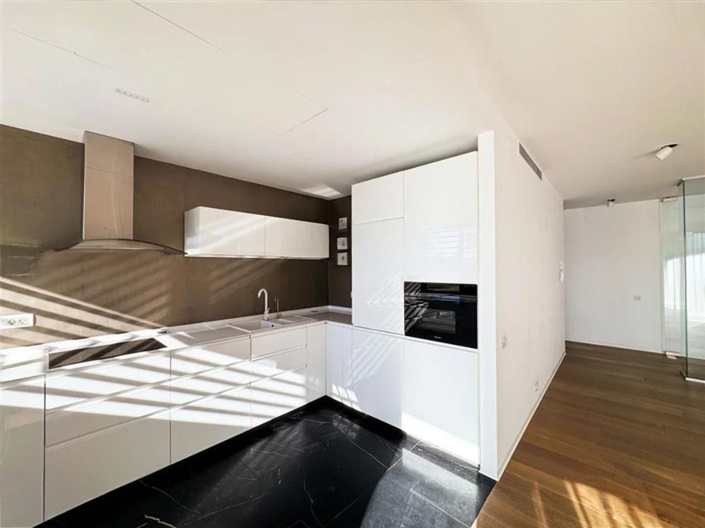 Apartament 4 camere partial mobillat l One Charles de Gaulle - Poză 2