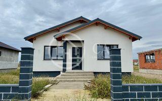 Casă cu 4 camere de vânzare in localitatea Oșorhei, Bihor - Poză 1