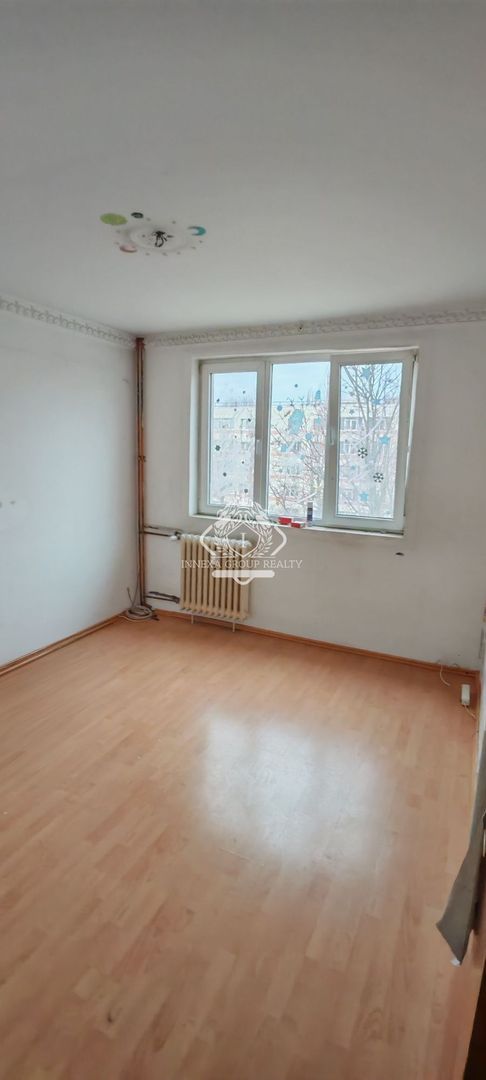 Apartament 2 camere - decomandat - necesita renovare I Titan - Poză 2