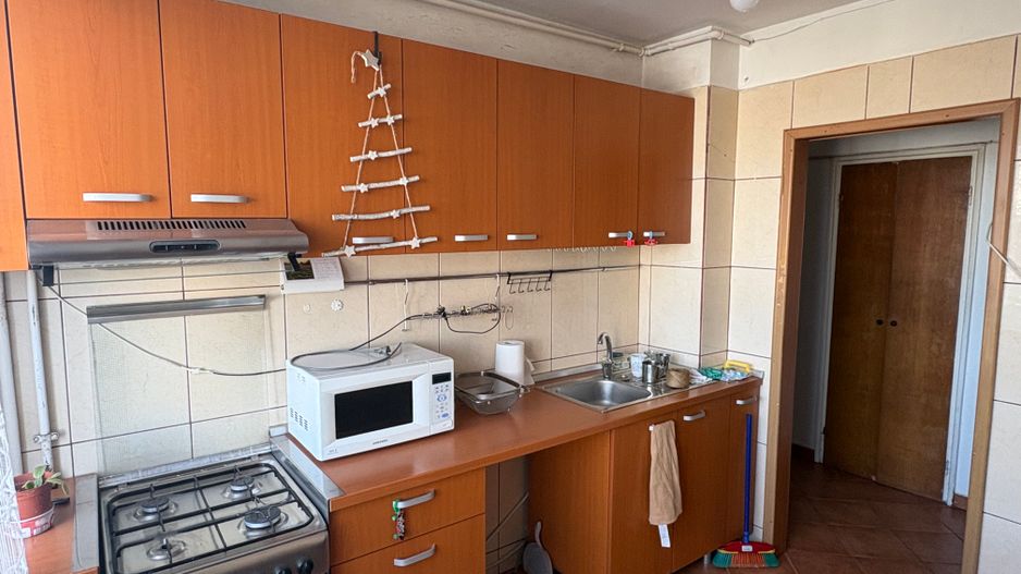 Apartament cu 3 camere - Centrala - Auchan Titan - Metrou 1 Decembrie - Poză 4