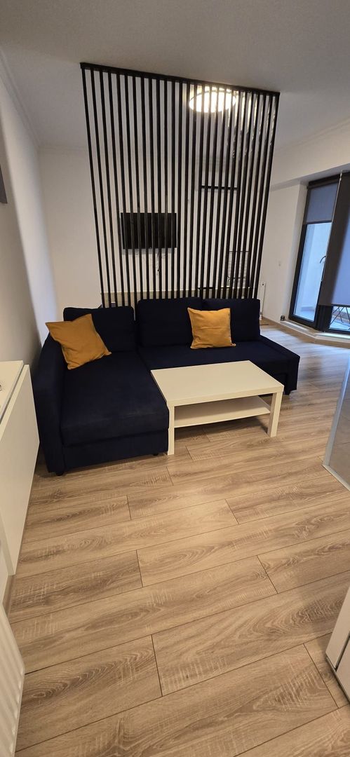 Studio modern de închiriat în Solid Butoaie – vedere la lac, parcare - Poză 10