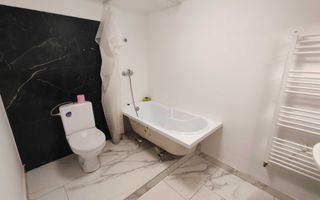 Vând Apartament la demisol cu 2 camere Zona Centrala! - Poză 3