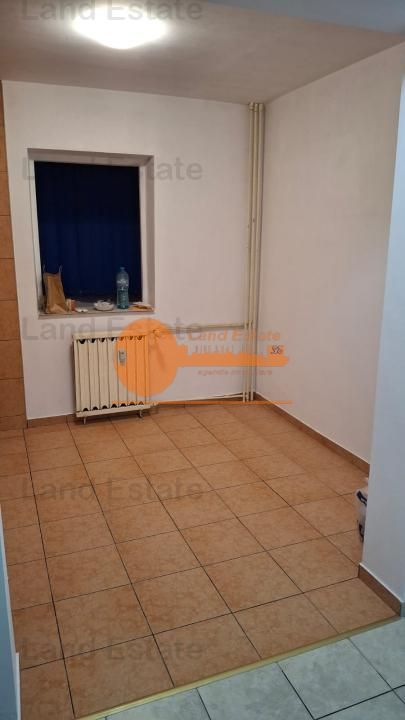 2 camere etaj 1 din 4 Aviatiei - Poză 7