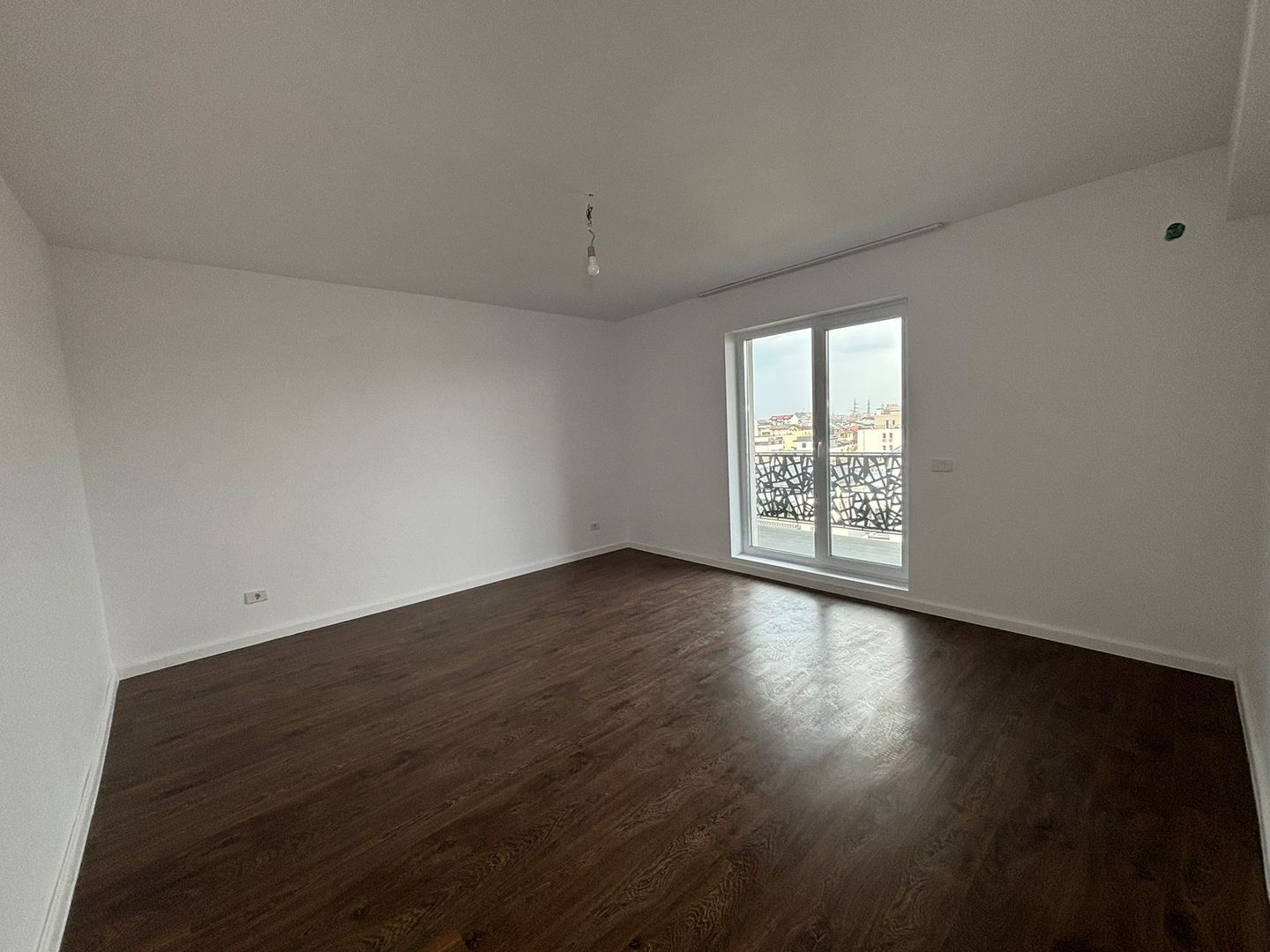 AP. 2 CAMERE SALAJAN- CENTRALA PROPRIE, BUCATARIE INCHISA, COMISION 0% - Poză 2