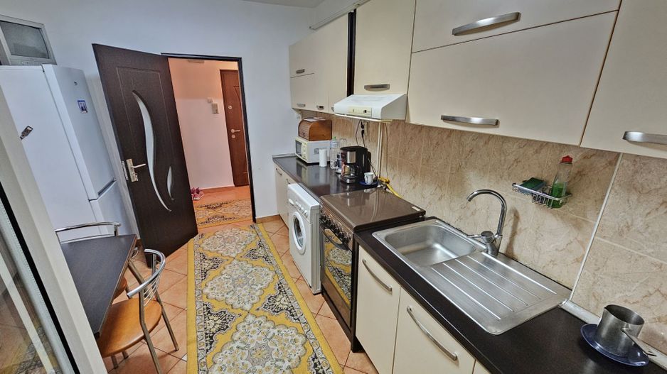 Apartament cu 3 camere, etaj 1, zonă ultracentrală; - Poză 4