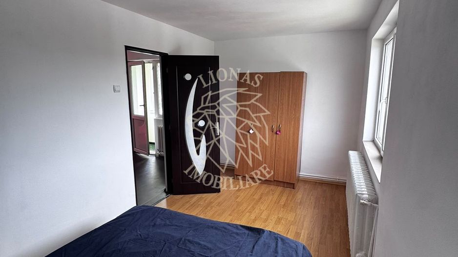 Apartament 2 camere - balcon - Zona Decebal - Poză 4