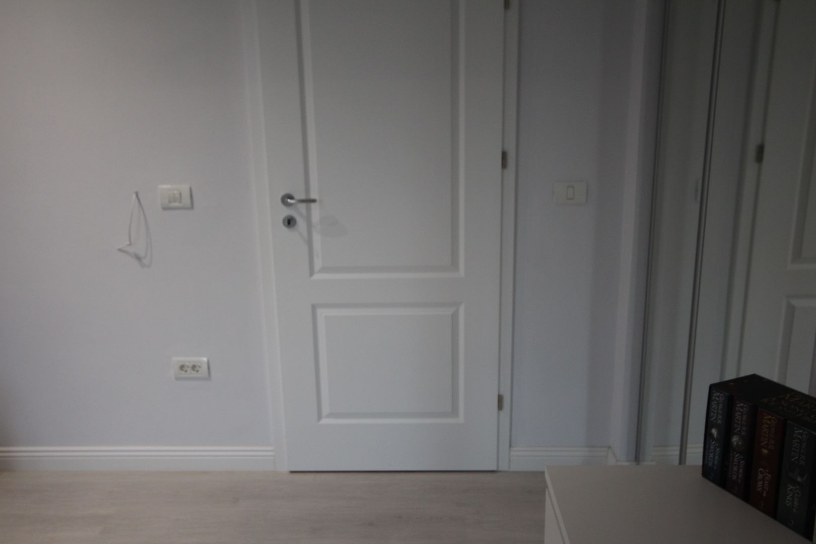 Modern si primitor - Poză 41