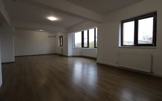 8 incaperi, 2 bai, centrala proprie, 3 locuri de parcare; Lipovei. - Poză 5