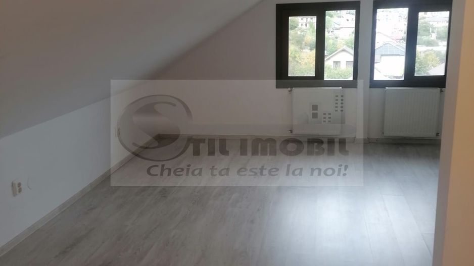 Apartament 2 camere D- Hlincea + mansarda- 84.900 euro - Poză 12