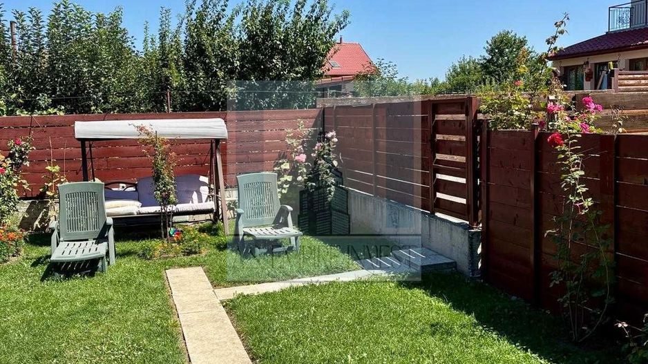 De vânzare casă înșiruită/ zona Sanpetru - Poză 7