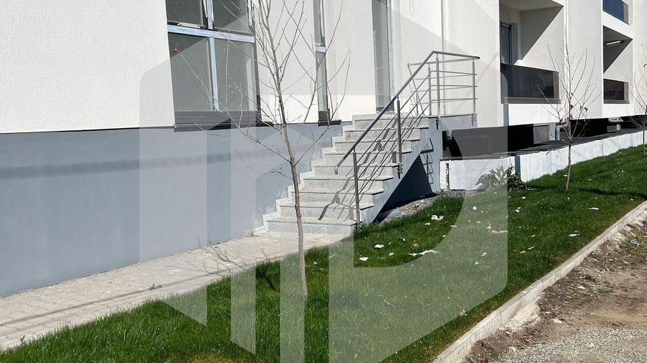 Apartament/ spatiu comercial in zona Kogalniceanu- Parter- La cheie - Poză 2