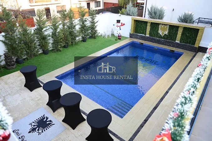 Hotel de LUX cu 11 camere / Restaurant & Piscina - Poză 6