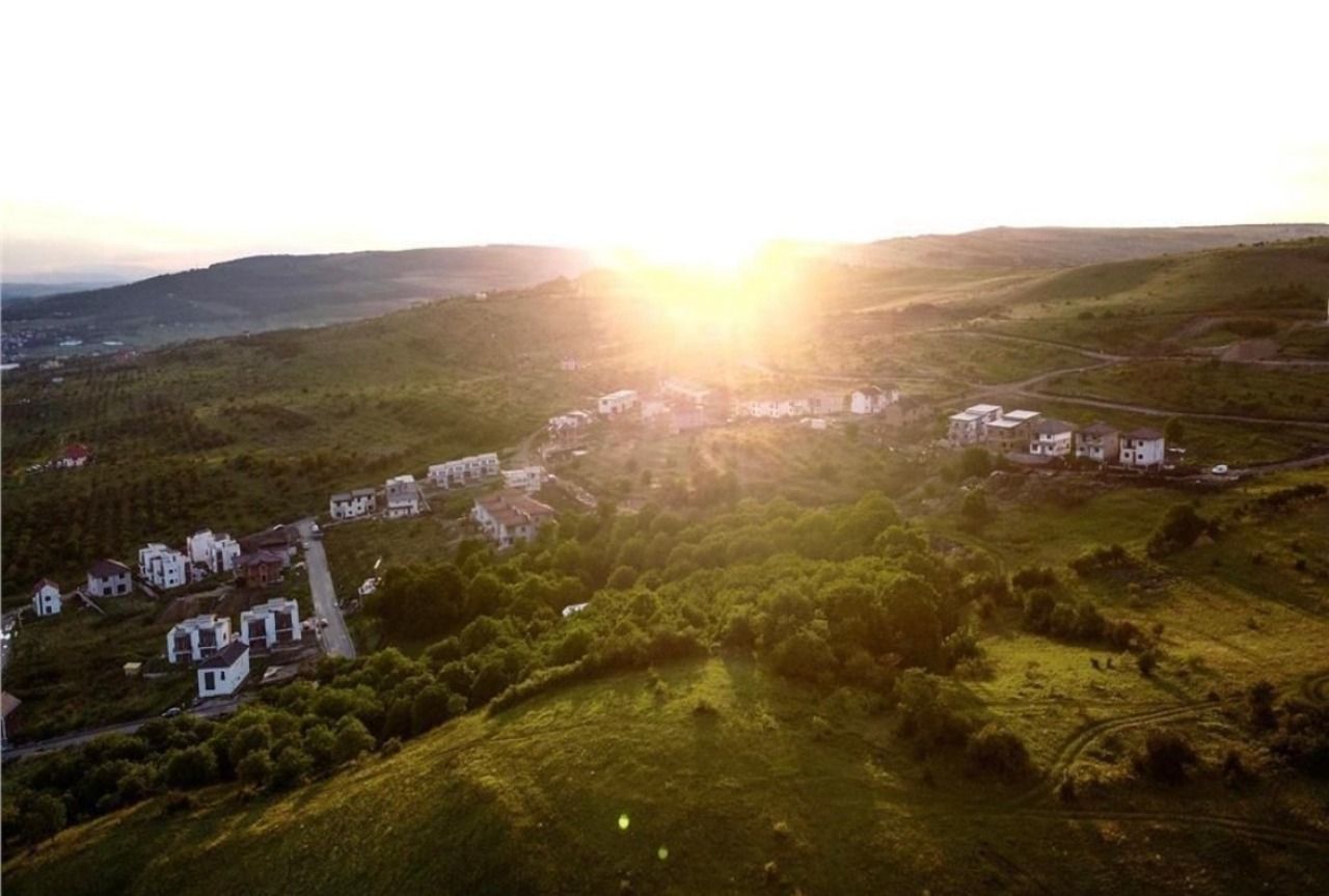 Apartament spatios si versatil ideal pentru o familie - Poză 3