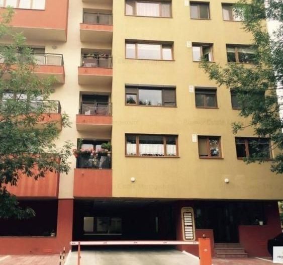 Inchiriere Apartament 2 camere  lux Alba Iulia, bloc 2011, incazire pardoseala - Poză 9