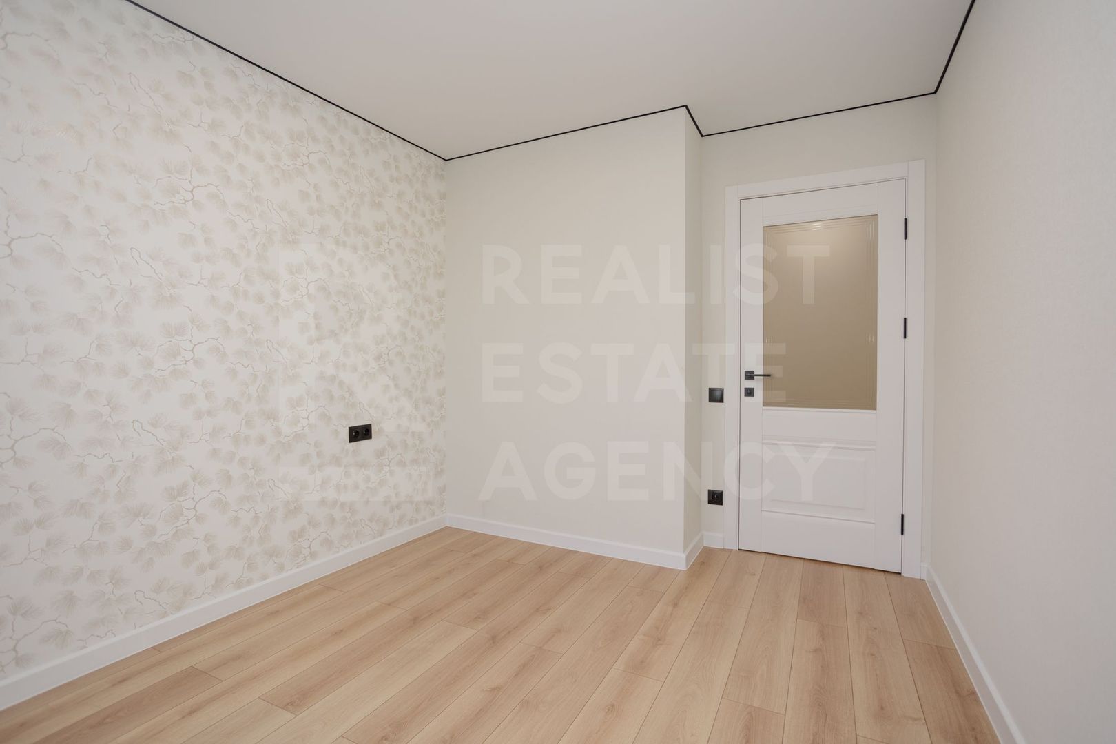 Vânzare, apartament 3 camere + living 71 mp, str. Cornului, Buiucani - Poză 11