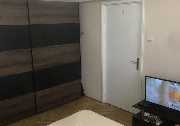 Apartament 2 camere- ultracentral, Ramada, Craiova - Poză 2