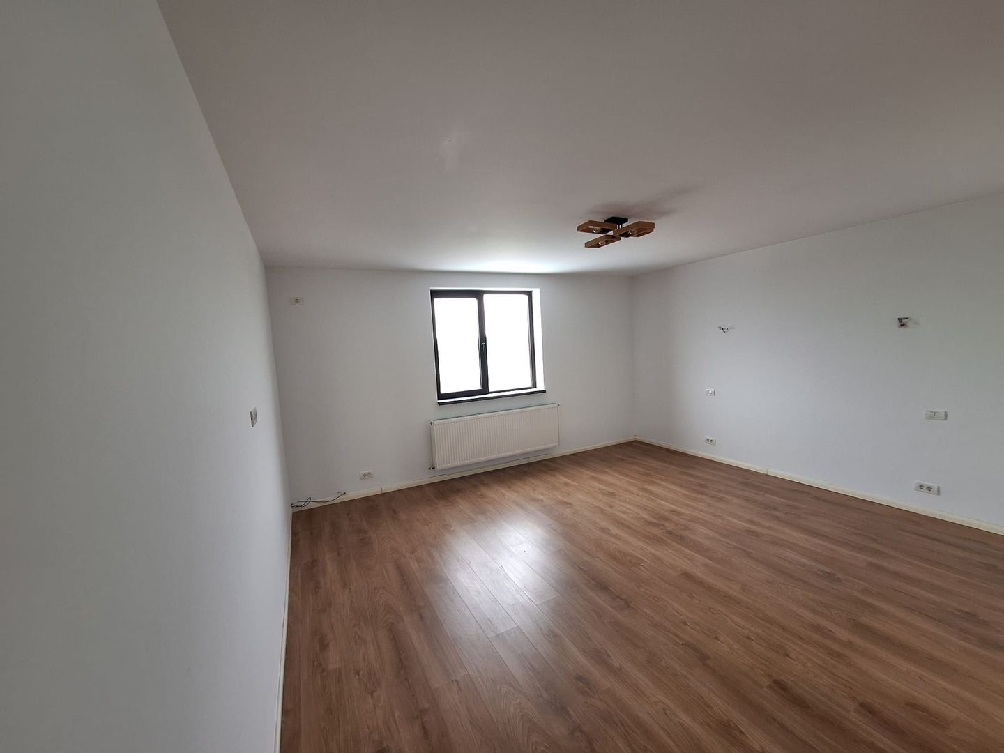 Spatiu Comercial Stradal P+Etaj - 440 Utili - Teren 765 mp - Parcare - Poză 15