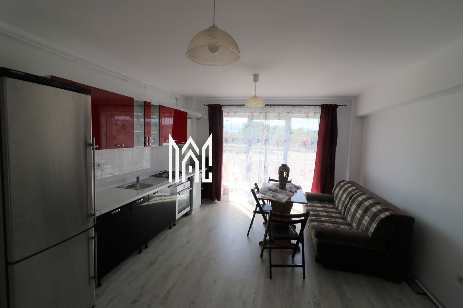 Apartament 2 camere | Etaj 1| Loc de parcare| - Poză 2